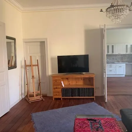 Apartment Grosszuegige In Schleswiger Altbauvilla